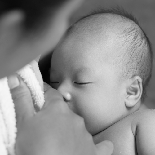 Tips-On-how-to-Breastfeed-3